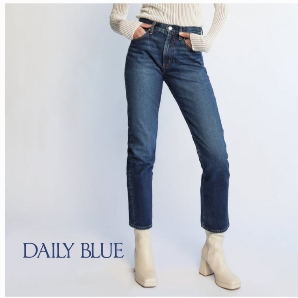 Daily Blue By AG Women's MANYA Straight Leg Denim Jeans  NWT Blue